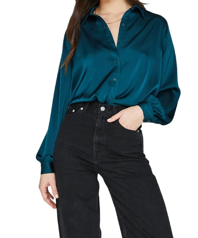 Pamela Blouse In SpruceAthletic Shirts