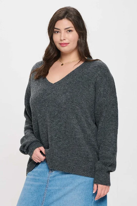 Women's designer topsPLUS SOLID V NECK DROP SHOULDER KNIT SWEATER